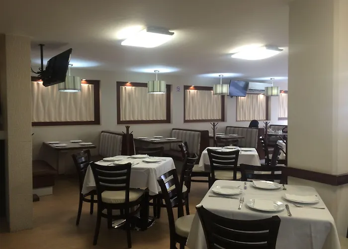 Hotel Castropol 3*
