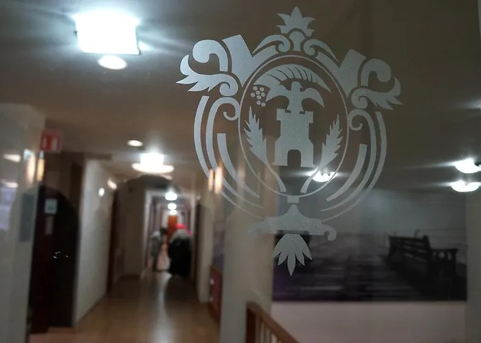 Hotel Castropol 3*